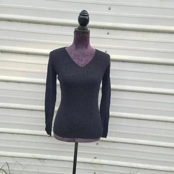 Banana Republic V-Neck 100% Merino Wool Ribbed Sweater Black Stretch Sz M - Picture 1 of 7